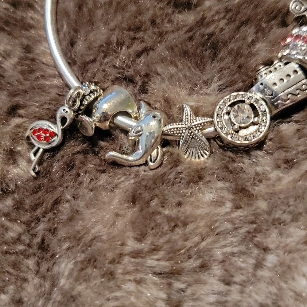 Cute Beach Bracelet - Picture 3 of 4